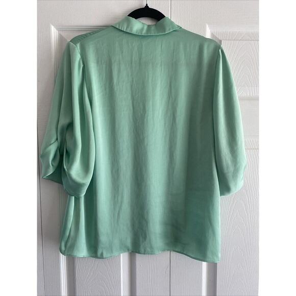 Alexis Button Up Small Blouse Career Light Green Sateen Flowy Garden Feminine - Picture 7 of 9
